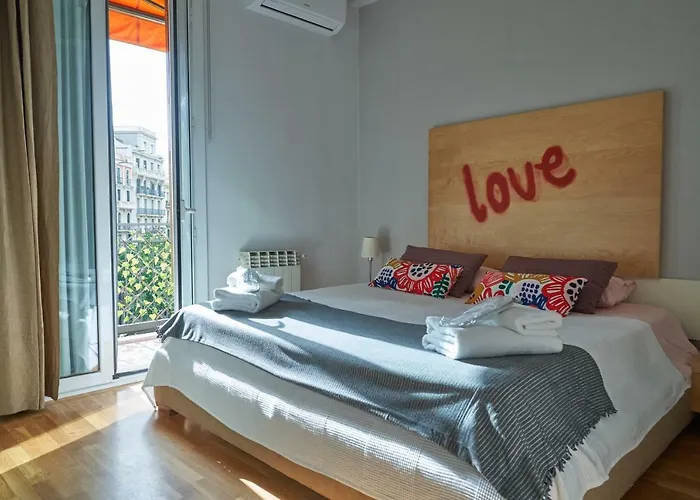Spacious & Comfortable Flat In Centric Eixample Appartement