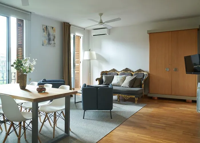 Spacious & Comfortable Flat In Centric Eixample * Barcelone