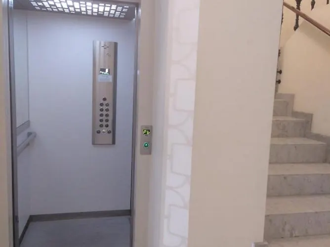 Spacious & Comfortable Flat In Centric Eixample Appartement Barcelone