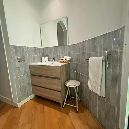 Spacious & Comfortable Flat In Centric Eixample