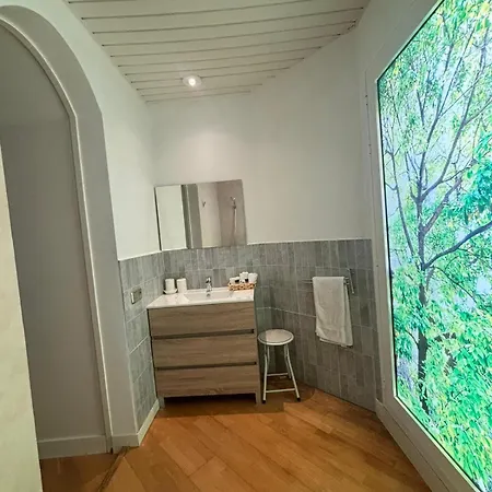 Spacious & Comfortable Flat In Centric Eixample * バルセロナ