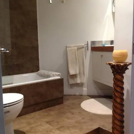 Spacious & Comfortable Flat In Centric Eixample