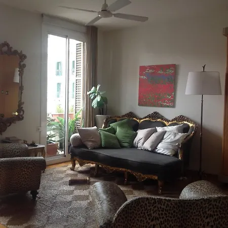 Spacious & Comfortable Flat In Centric Eixample Apartamento Barcelona