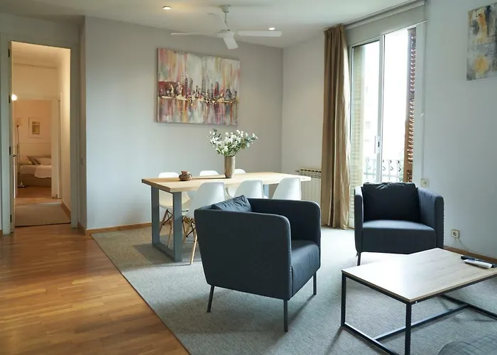 Spacious & Comfortable Flat In Centric Eixample شقة برشلونة