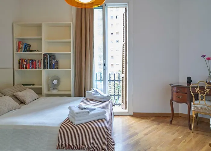 Spacious & Comfortable Flat In Centric Eixample Apartman